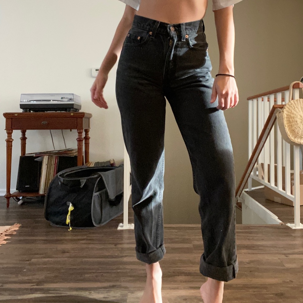 VINTAGE straight leg Levi’s fit 24